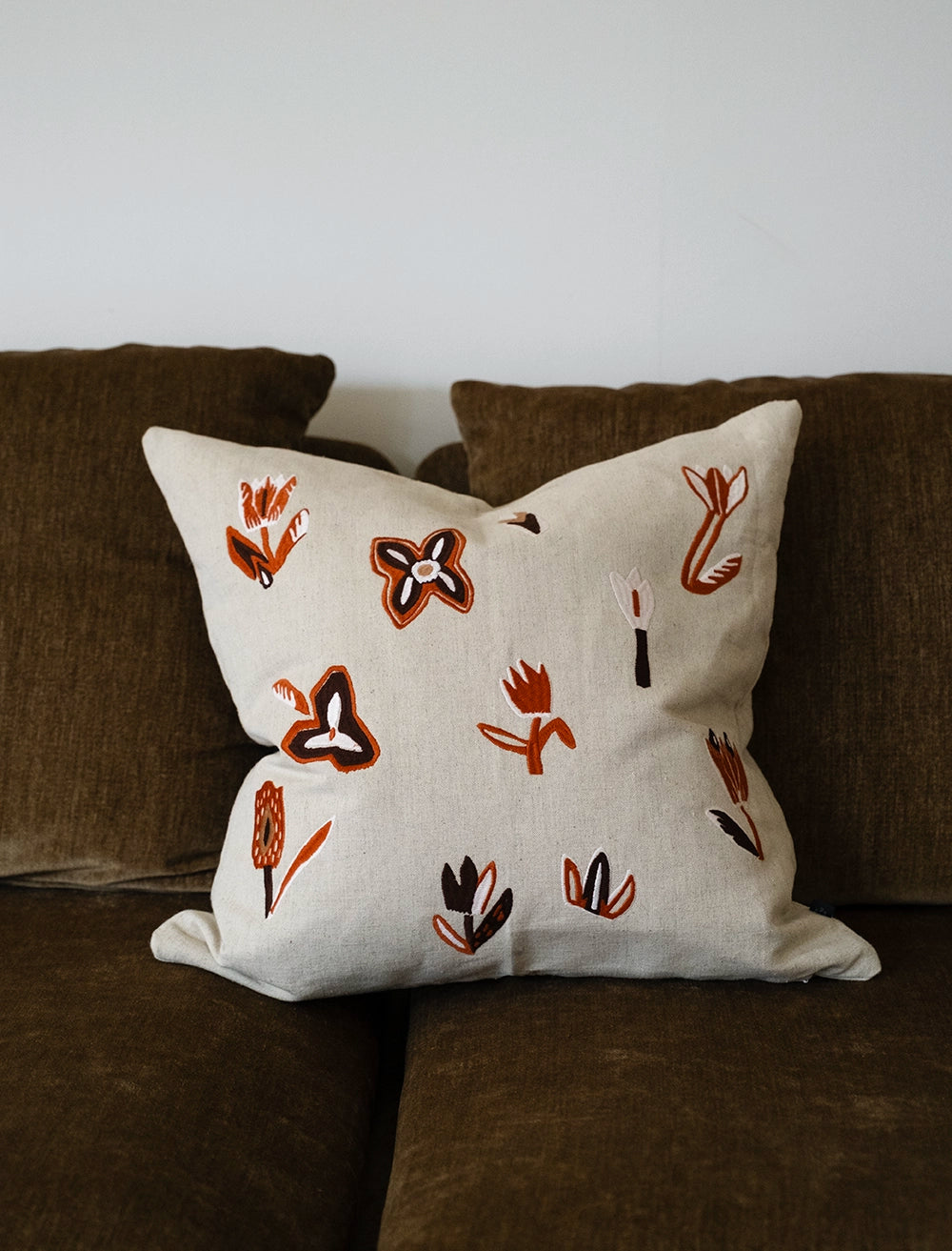TULIP EMBROIDERED PILLOWCASE, RED