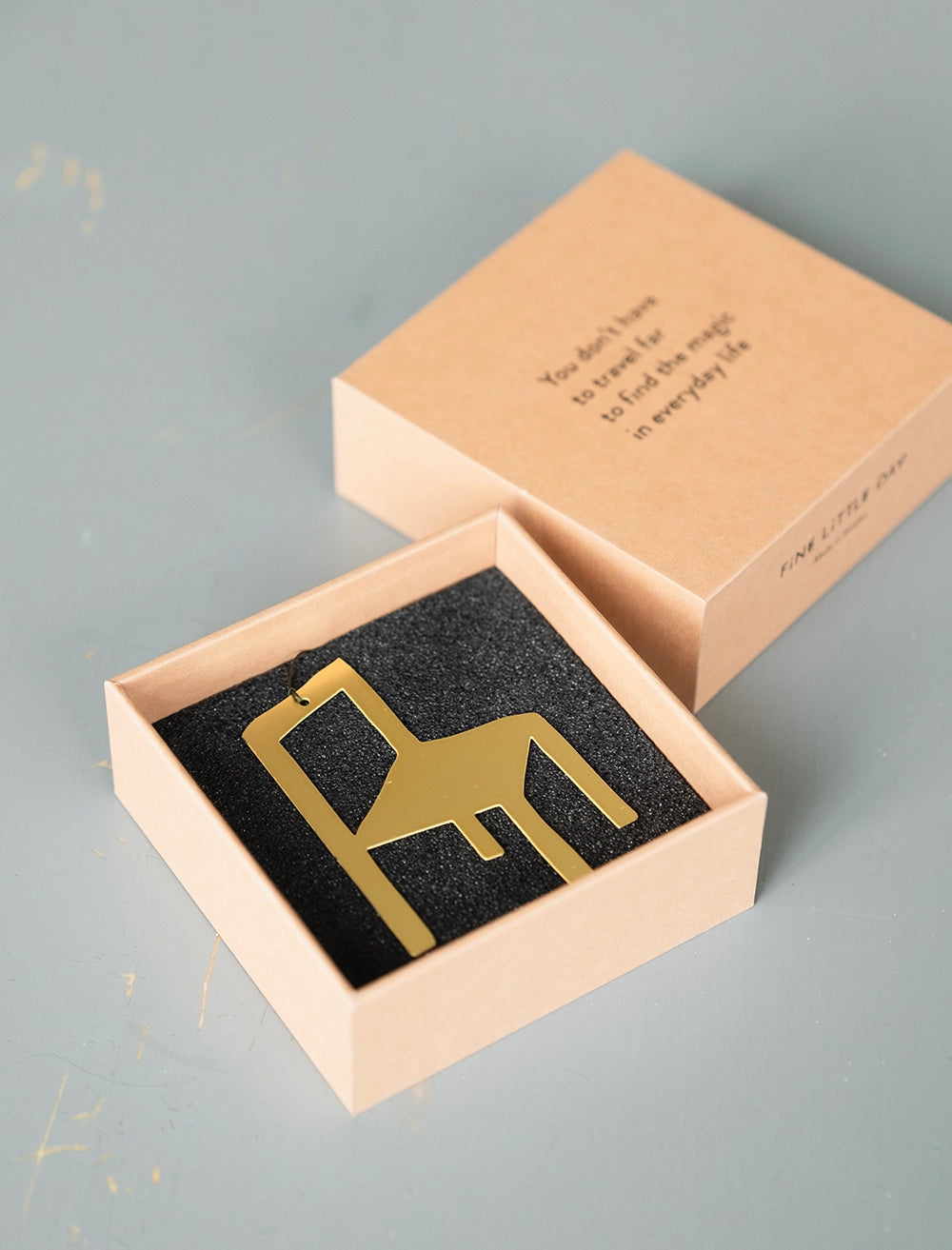 MAGIC GIFT BOX