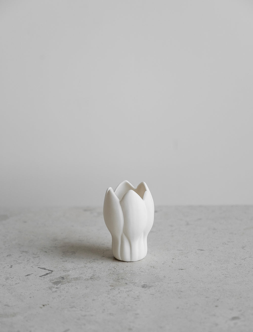 CROCUS VASE, MATTE WHITE - X-small h 8.5 cm