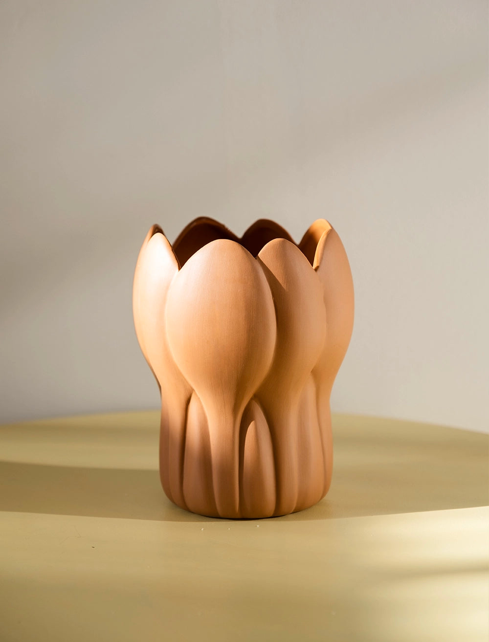 CROCUS VASE, MATTE TERRACOTTA - Large h 19.5 cm